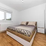 Amazing Home In Gornji Muc Muc