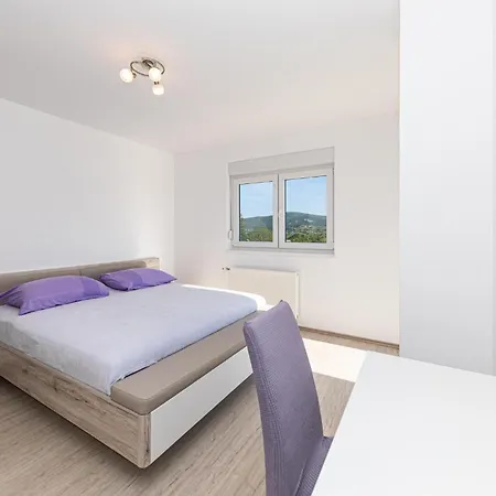 Amazing Home In Gornji Muc *