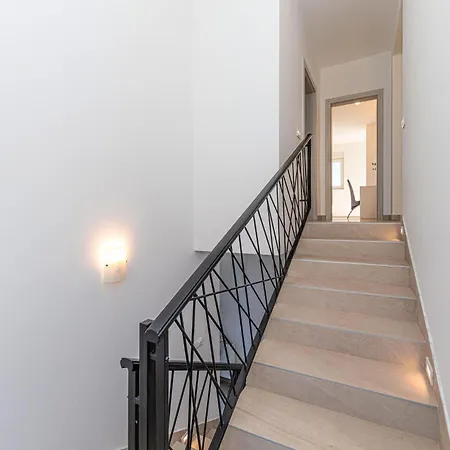 Amazing Home In Gornji Muc