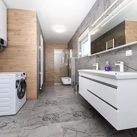 4 Bedroom Gorgeous Home In Gornji Muc Vikendica Muc